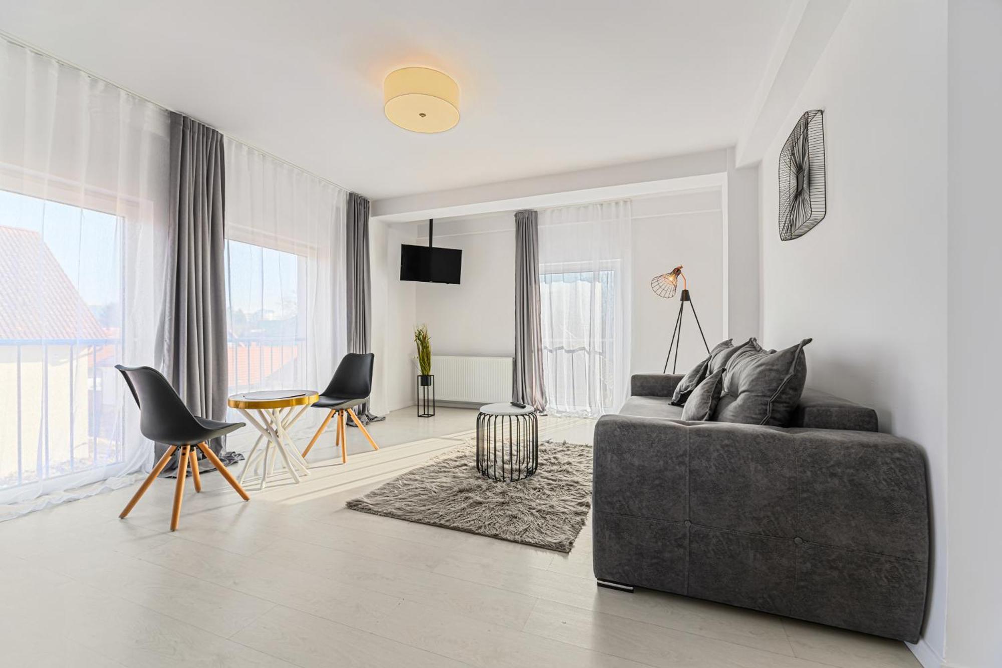 Harmony Apartments - Brasov City Center מראה חיצוני תמונה
